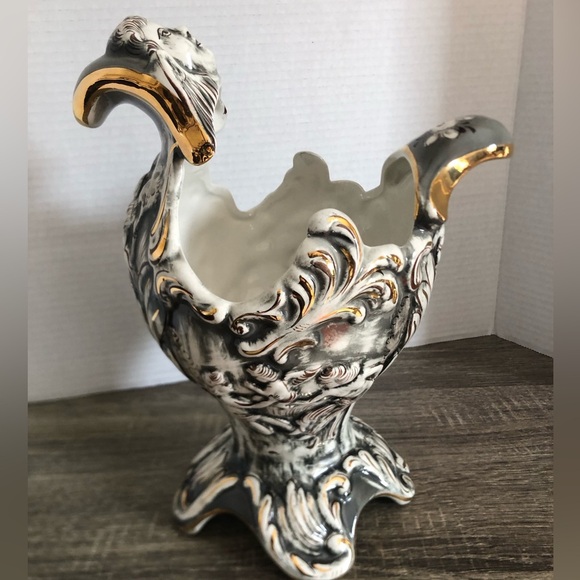 Vtg ELPA Alcobaca Cherub Vase - Picture 4 of 14